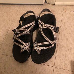 Chacos size 9 NWOT